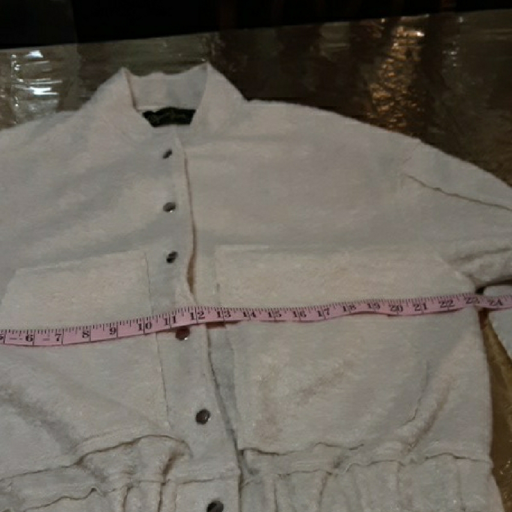 Women's Cream Button-Up Jacket - Picture 15 of 16